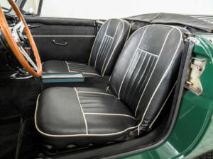 Image 28/50 de MG MGB (1967)