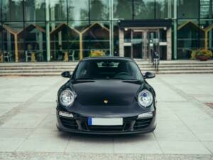 Imagen 7/50 de Porsche 911 Carrera GTS (2011)