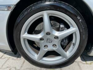 Bild 10/19 von Porsche 911 Carrera (2006)