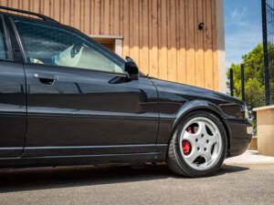 Image 22/50 of Audi RS2 Avant (1994)