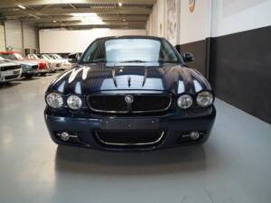 Imagen 25/50 de Jaguar XJ 8 4.2 (2008)