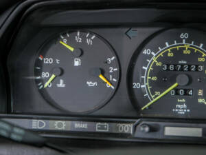 Bild 16/50 von Mercedes-Benz 190 D 2.2 (1984)