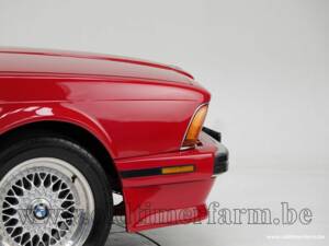 Image 12/15 of BMW M6 (1988)