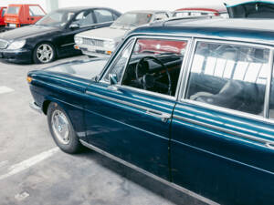 Image 34/112 of BMW 2000 (1970)