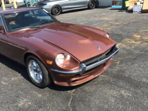 Image 6/50 of Datsun 240 Z (1972)