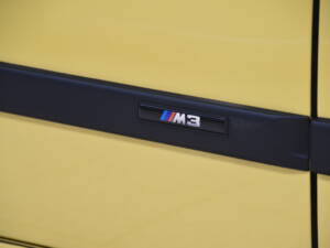 Image 11/28 of BMW M3 (1998)