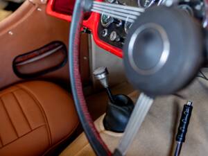 Image 13/50 of Triumph TR 3 (1956)