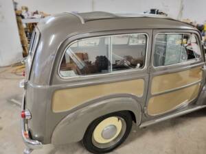 Image 2/7 of FIAT 500 C Belvedere (1951)