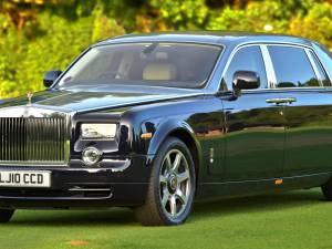 Image 12/50 of Rolls-Royce Phantom VII (2010)