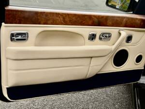 Immagine 22/50 di Bentley Continental T (2003)
