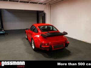 Bild 8/15 von Porsche 911 Turbo 3.3 (1987)