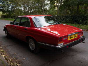 Image 4/20 de Jaguar Sovereign 2.9 (1986)