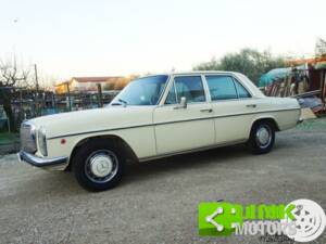 Image 4/4 of Mercedes-Benz 220 (1971)