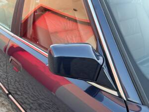 Immagine 80/99 di BMW 735i (1988)