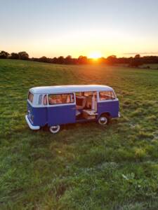 Image 2/9 of Volkswagen T2 a&#x2F;b (1972)