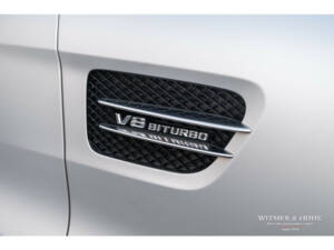Image 24/43 of Mercedes-Benz C 63 S AMG (2015)