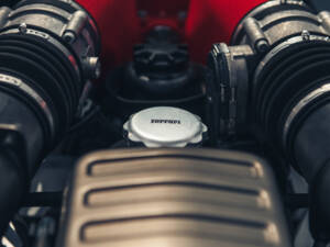 Bild 28/63 von Ferrari F 430 (2005)