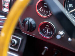 Image 22/50 of Aston Martin DB 5 (1964)