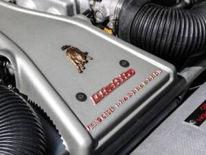 Image 26/26 of Lamborghini Diablo VT (1994)