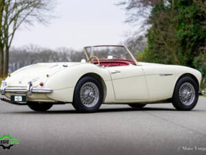 Immagine 43/50 di Austin-Healey 3000 Mk II (BT7) (1961)