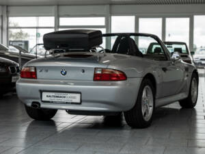 Bild 2/22 von BMW Z3 1.9i (1998)