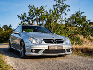 Image 50/50 of Mercedes-Benz CLK 63 AMG (2007)