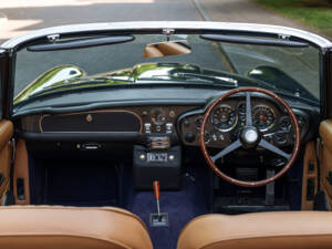 Bild 16/28 von Aston Martin DB 6 Mk II Volante (1970)