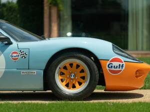 Image 31/50 of Ford GT40 (1978)