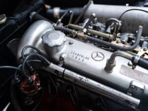 Image 34/36 de Mercedes-Benz 190 SL (1959)