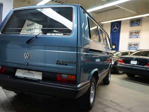 Bild 12/39 von Volkswagen T3 Caravelle Carat 2,1 (1990)