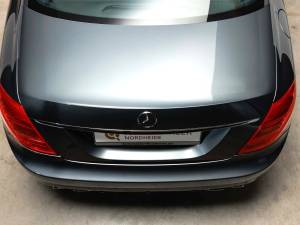 Image 29/32 of Mercedes-Benz CL 63 AMG (2007)