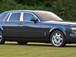 Image 3/50 de Rolls-Royce Phantom VII (2010)