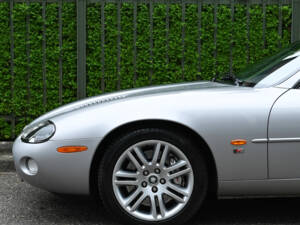Bild 18/32 von Jaguar XKR (2002)