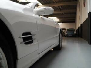 Image 50/50 of Mercedes-Benz SL 500 (2005)