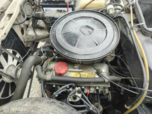 Bild 31/46 von Volvo 340 DL (1986)
