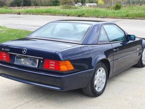 Image 5/43 of Mercedes-Benz SL 320 (1994)