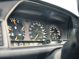 Imagen 31/51 de Mercedes-Benz 190 E 2.5-16 Evolution II (1991)