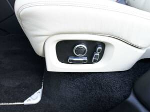 Bild 36/50 von Land Rover Range Rover Autobiography SDV8 (2017)