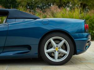 Image 23/50 of Ferrari 360 Spider (2002)