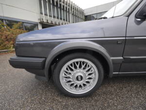 Bild 8/55 von Volkswagen Golf II 1.3 (1991)