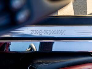 Image 23/35 of Mercedes-Benz SL 350 (2006)
