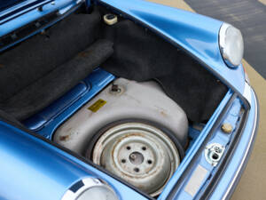 Image 40/41 of Porsche 911 2.2 S (1971)