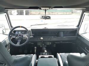 Image 5/45 of Land Rover Defender 110 Td5 (2001)