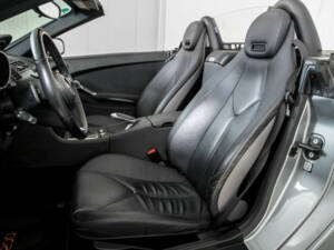 Image 37/50 of Mercedes-Benz SLK 200 Kompressor (2008)