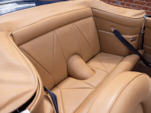 Image 11/68 of Aston Martin DB 6 Volante (1967)