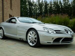 Image 3/50 of Mercedes-Benz SLR McLaren (2005)