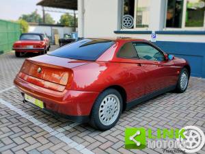 Bild 7/10 von Alfa Romeo GTV 2.0 V6 Turbo (1996)