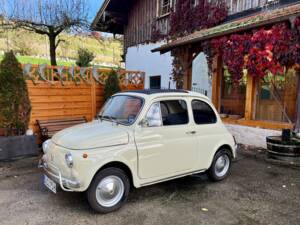 Image 24/25 of FIAT 500 L (1970)