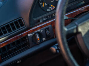 Bild 25/44 von Mercedes-Benz 500 SEL (1984)