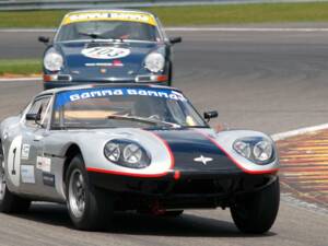 Image 4/16 of Marcos 1800 GT (1965)